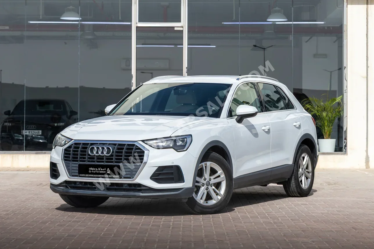 اودي  كيو 3  35 تي اف اس اي  2020  اوتوماتيك  42,000 كم  4 سلندر  دفع رباعي  اس يو في  أبيض