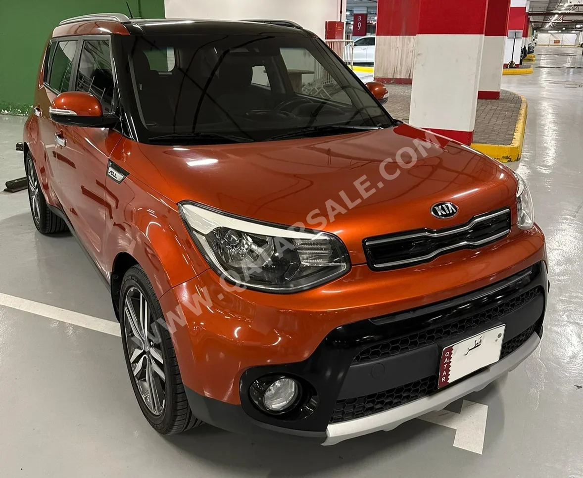 كيا سول 2019 اوتوماتيك 120,000 كم 4 سلندر سحب امامي هاتشباك برتقالي