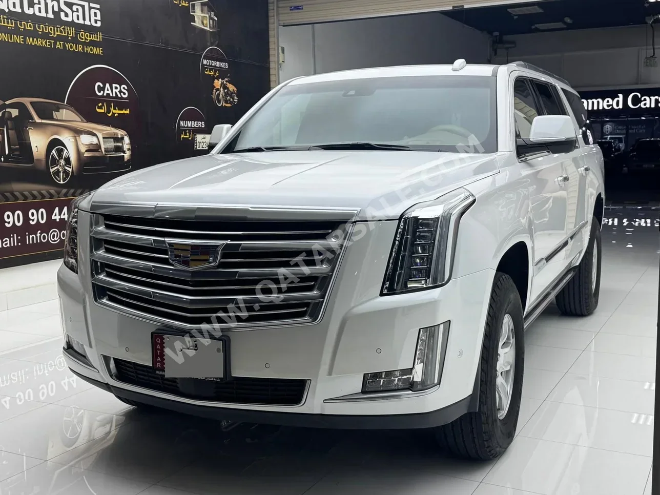 Cadillac  Escalade  2019  Automatic  107,000 Km  8 Cylinder  Four Wheel Drive (4WD)  SUV  White