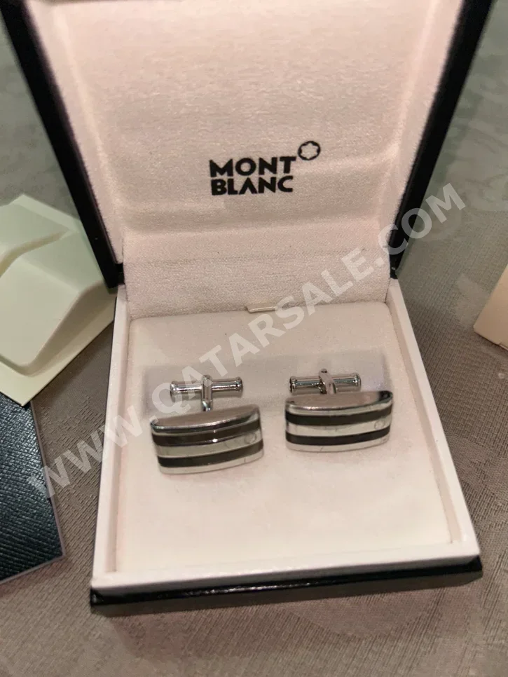 أزرار أكمام مونت بلانك  أسود و فضي