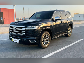 Toyota  Land Cruiser  VX Twin Turbo  2022  Automatic  98,000 Km  6 Cylinder  Four Wheel Drive (4WD)  SUV  Black