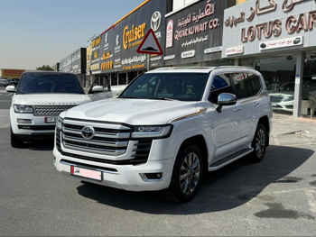 Toyota  Land Cruiser  VXR Twin Turbo  2022  Automatic  75,000 Km  6 Cylinder  Four Wheel Drive (4WD)  SUV  White  With Warranty