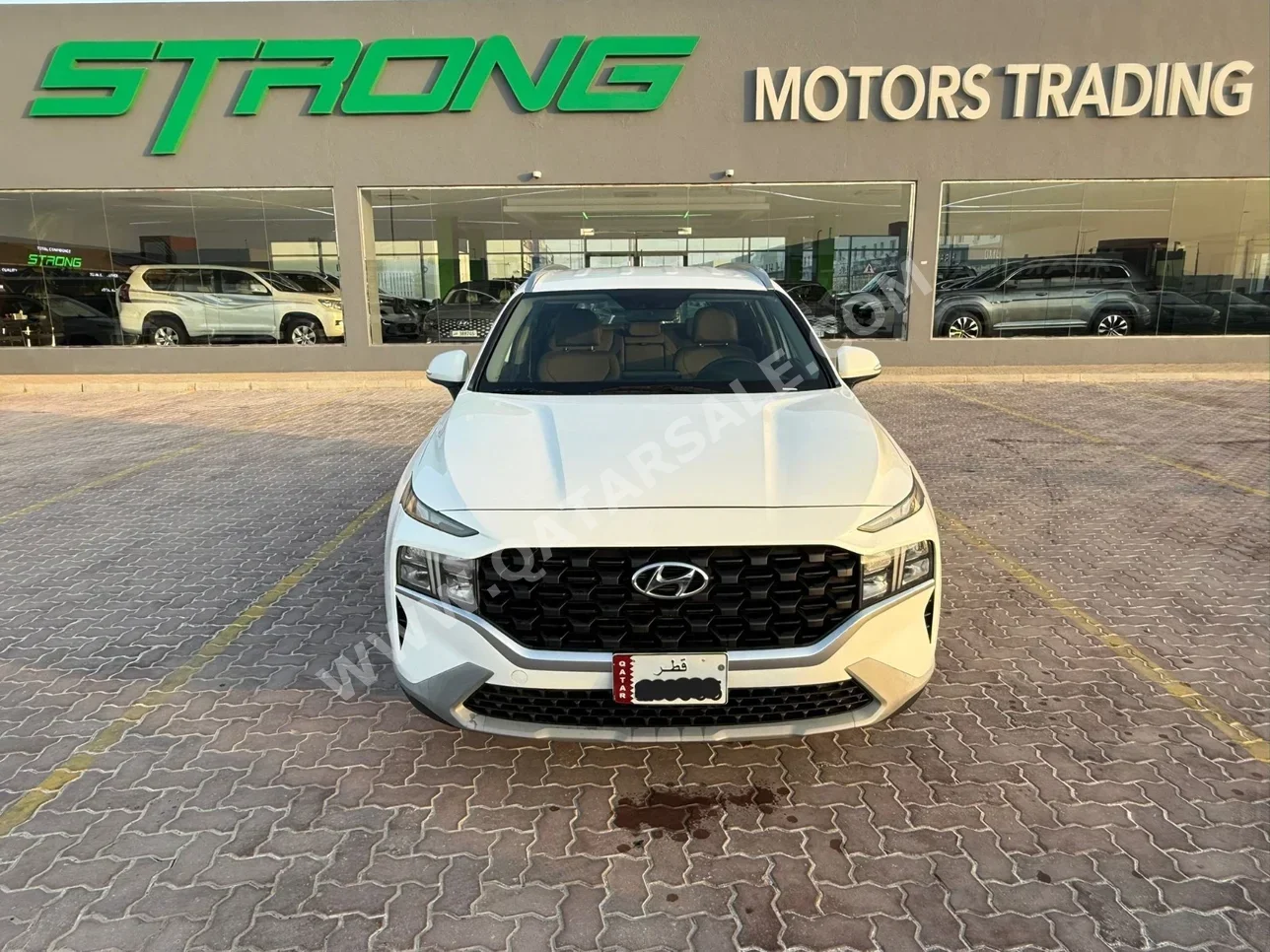 Hyundai  Santa Fe  2023  Automatic  77,000 Km  4 Cylinder  Four Wheel Drive (4WD)  SUV  White