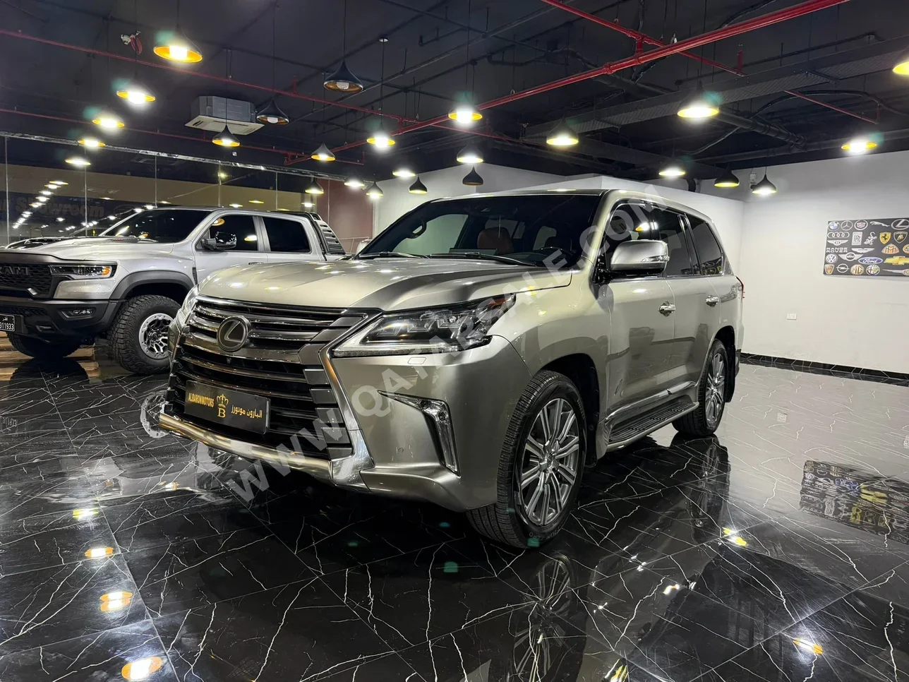Lexus LX 570 2016 Automatic 181,000 Km 8 Cylinder Four Wheel Drive (4WD) SUV Silver