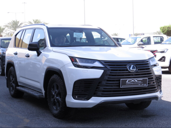Lexus  LX  600 Overtrail  2025  Automatic  21,000 Km  6 Cylinder  Four Wheel Drive (4WD)  SUV  White  With Warranty