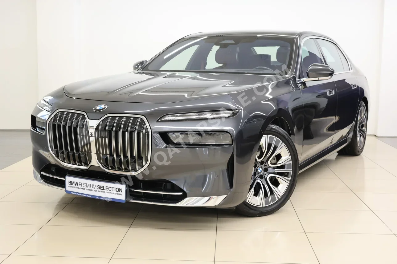 BMW 7-Series 740 i 2023 Automatic 41,000 Km 6 Cylinder Rear Wheel Drive (RWD) Sedan Gray With Warranty