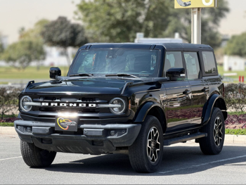 فورد  برونكو  اوتر بانكس  2022  اوتوماتيك  40,000 كم  4 سلندر  دفع رباعي  اس يو في  أسود