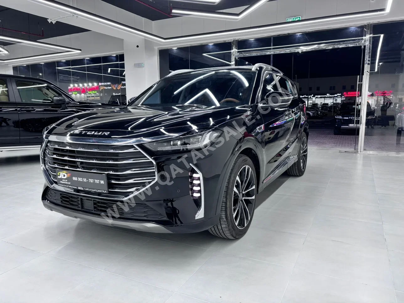 Jetour  X70  2025  Automatic  17,000 Km  4 Cylinder  Four Wheel Drive (4WD)  SUV  Black  With Warranty