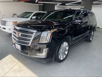 Cadillac  Escalade  2017  Automatic  100,000 Km  8 Cylinder  Four Wheel Drive (4WD)  SUV  Black