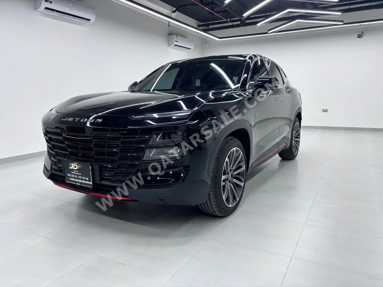 Jetour  Dashing  2025  Automatic  4,000 Km  4 Cylinder  Four Wheel Drive (4WD)  SUV  Black  With Warranty