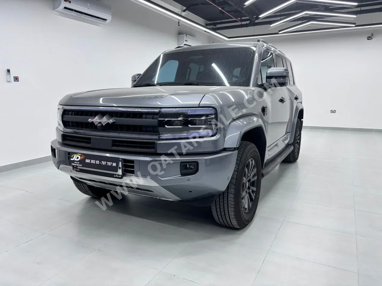 BYD  Leopard 5  Ultra 5  2026  Automatic  4,000 Km  4 Cylinder  Four Wheel Drive (4WD)  SUV  Gray  With Warranty