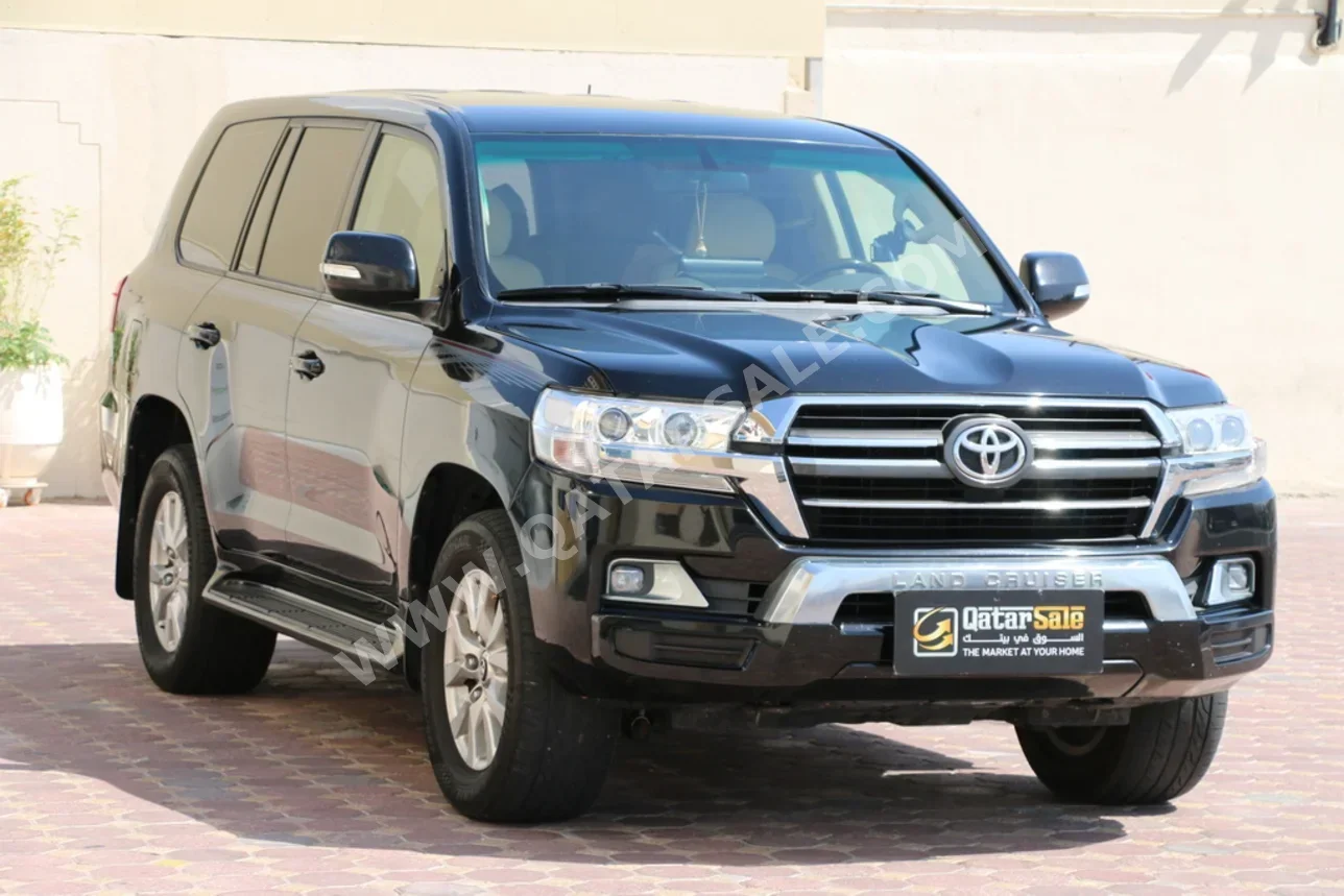 Toyota Land Cruiser GX 2019 Automatic 146,000 Km 6 Cylinder Four Wheel Drive (4WD) SUV Black