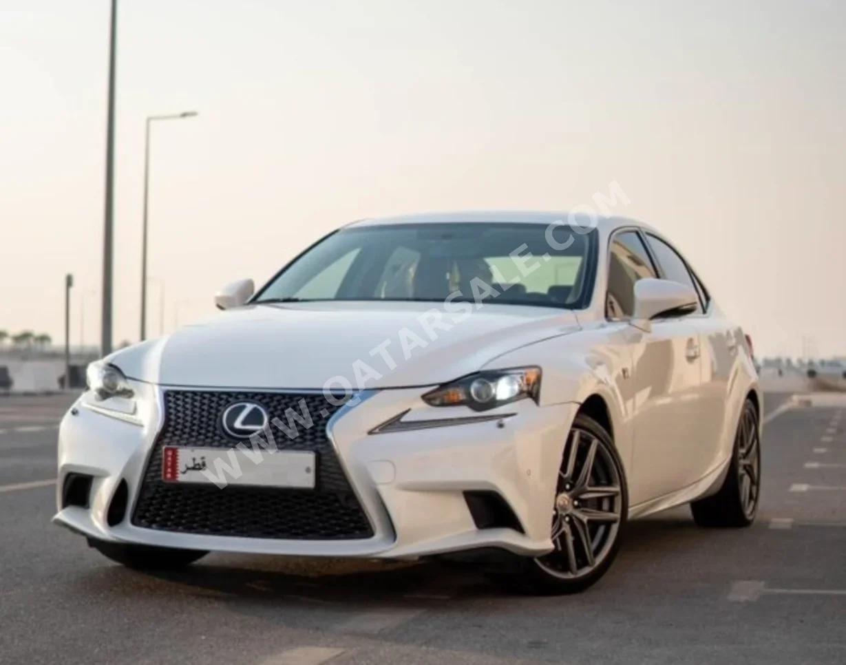 Lexus  IS  350  2015  Automatic  155,000 Km  6 Cylinder  Rear Wheel Drive (RWD)  Sedan  Pearl