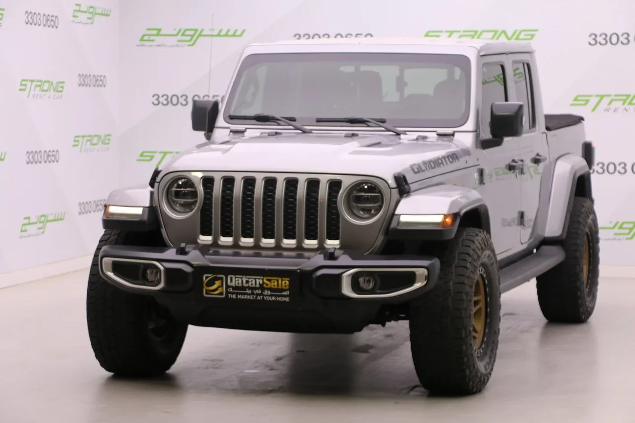 Jeep Gladiator Overland 2020 Automatic 59,000 Km 6 Cylinder Four Wheel Drive (4WD) Pick Up Silver With Warranty