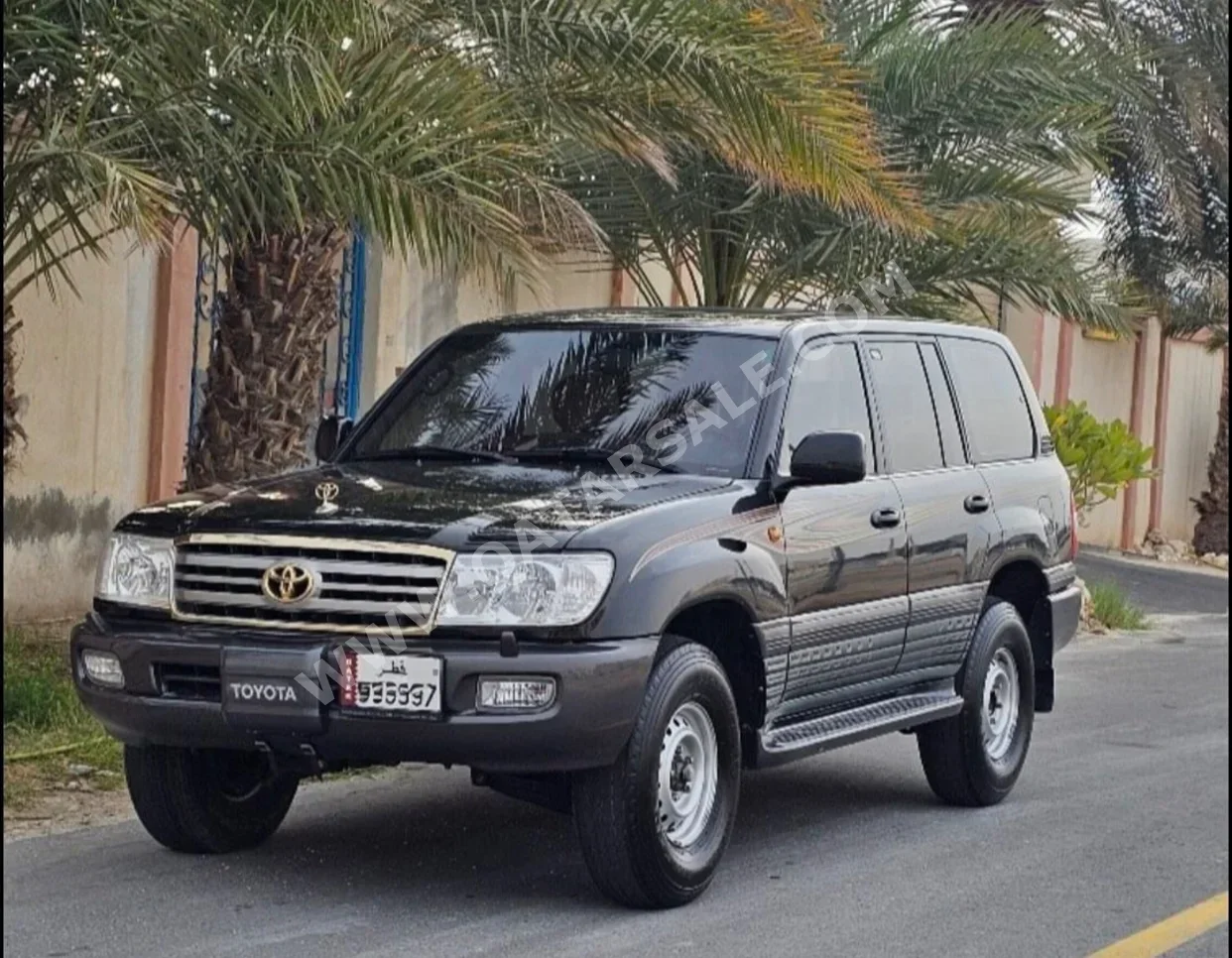 تويوتا  لاند كروزر  جي اكس ار  2007  عادي  200,000 كم  6 سلندر  دفع رباعي  اس يو في  أسود