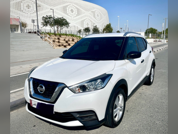 Nissan  Kicks  SR  2018  Automatic  125,000 Km  4 Cylinder  Front Wheel Drive (FWD)  Coupe / Sport  White