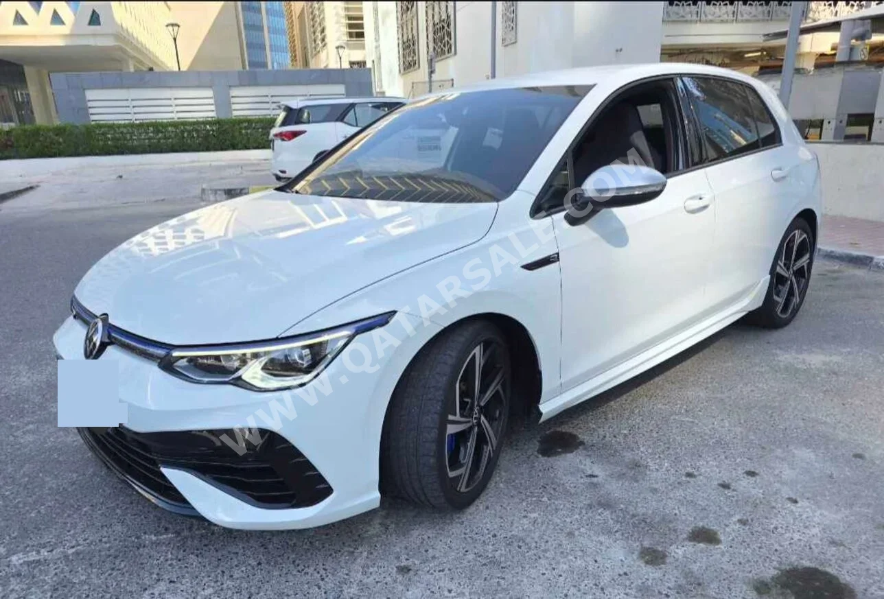 Volkswagen  Golf  R  2023  Automatic  18,000 Km  4 Cylinder  Four Wheel Drive (4WD)  Hatchback  White  With Warranty