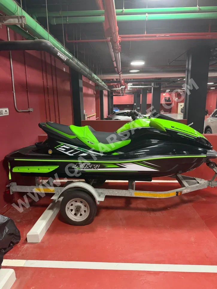 Kawasaki  Ultra 310  2022  Green & Black  Black  With Trailer