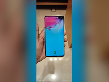 هواتف نقالة سامسونج - جالاكسي اس - 10 (5 جي) - سمائي - 256 جيجابايت