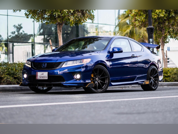 هوندا  اكورد  كوبيه  2015  اوتوماتيك  78,000 كم  6 سلندر  دفع كلي مستمر  كوبيه \ سبورت  ازرق  تحت الضمان