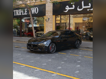 Maserati  Ghibli  Trofeo  2021  Automatic  8,300 Km  8 Cylinder  All Wheel Drive (AWD)  Sedan  Black