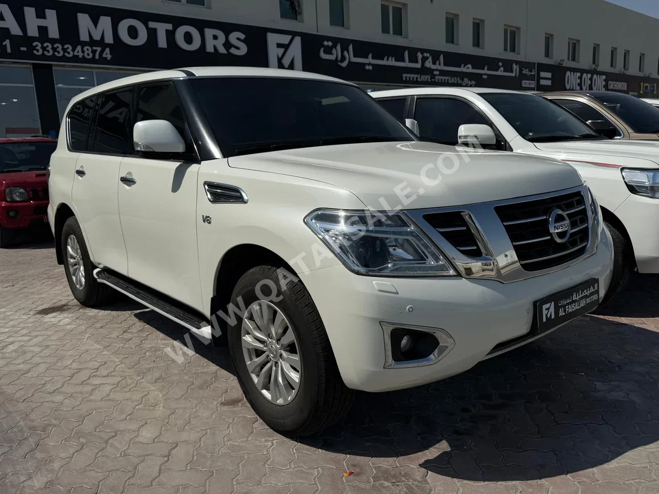 Nissan  Patrol  SE  2015  Automatic  182,000 Km  8 Cylinder  Four Wheel Drive (4WD)  SUV  White