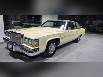 Cadillac  Classic  1983  Automatic  21,000 Km  8 Cylinder  Rear Wheel Drive (RWD)  Coupe / Sport  Light Beige