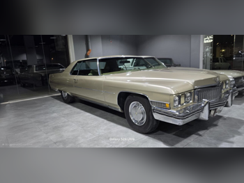 Cadillac  Classic  1973  Automatic  64,000 Km  8 Cylinder  Rear Wheel Drive (RWD)  Classic  Light Beige