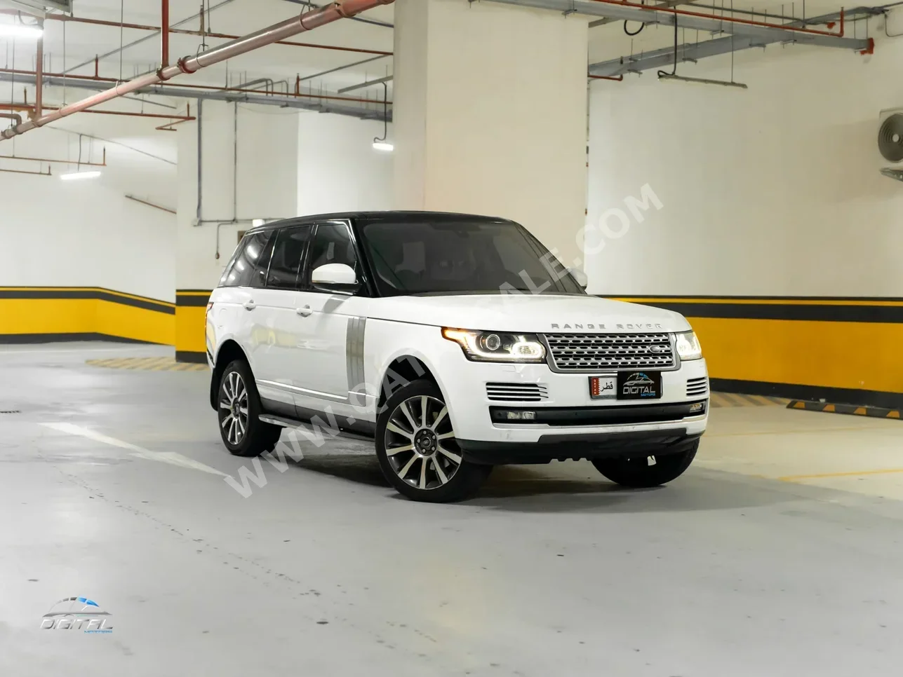 لاند روفر  رنج روفر  فوج  2015  اوتوماتيك  139,000 كم  8 سلندر  دفع رباعي  اس يو في  أبيض