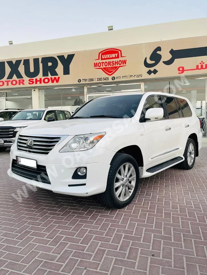 Lexus LX 570 2009 Automatic 382,000 Km 8 Cylinder Four Wheel Drive (4WD) SUV White