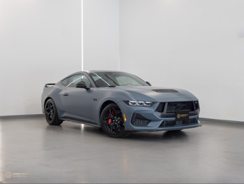 فورد  موستانغ  جي تي برميم  2024  اوتوماتيك  9,900 كم  8 سلندر  دفع خلفي  كوبيه \ سبورت  ازرق  تحت الضمان