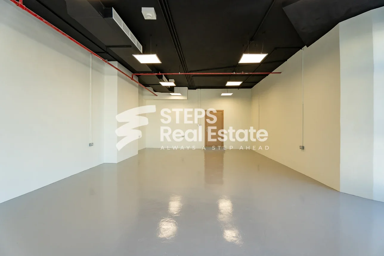 Commercial Offices - Not Furnished - Doha - New Doha
