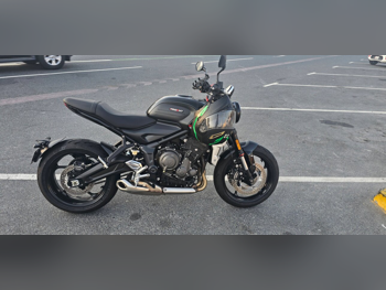 تريمف  ترايدنت 660 -  2024 - اللون اسود