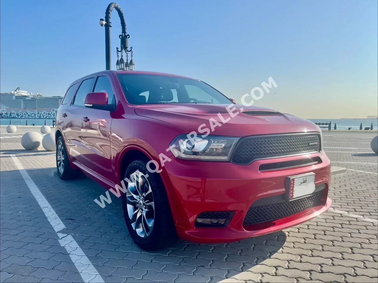 دودج  دورانغو  ار تي  2019  اوتوماتيك  75,000 كم  8 سلندر  دفع رباعي  اس يو في  أحمر