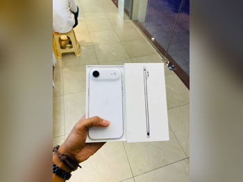 هواتف نقالة ابل - ايفون 17 - أبيض - 512 جيجابايت