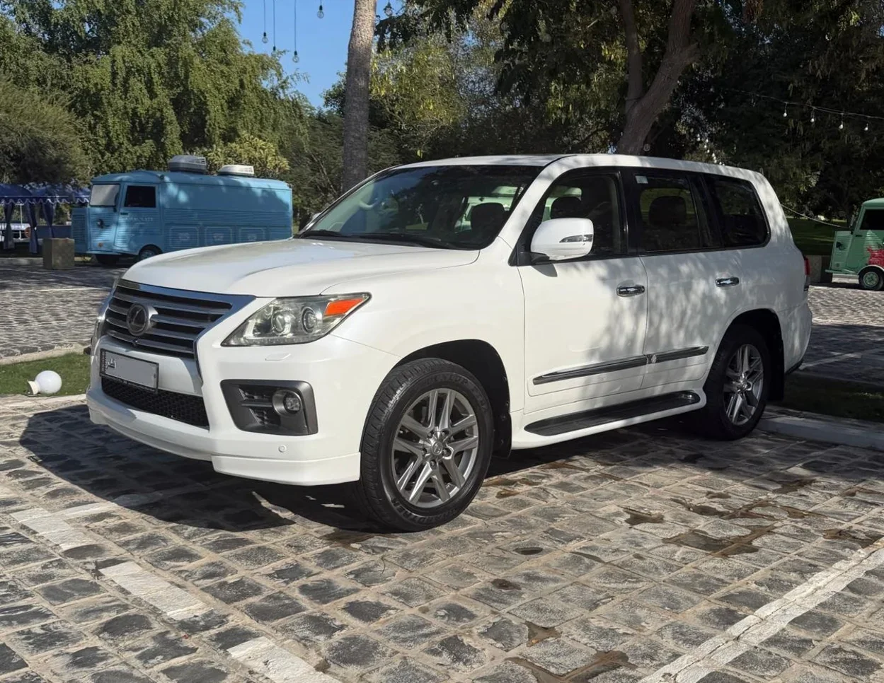 Lexus LX 570 S 2015 Automatic 148,000 Km 8 Cylinder Four Wheel Drive (4WD) SUV White
