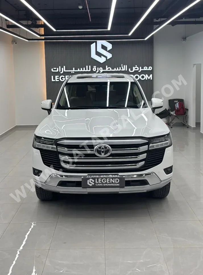 Toyota Land Cruiser GXR Twin Turbo 2022 Automatic 143,000 Km 6 Cylinder Four Wheel Drive (4WD) SUV White