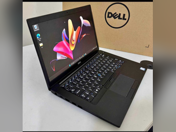 Laptops Dell - Latitude 2021 - Black - Windows 11 - Intel - Core i7 -Memory (Ram): 16 GB