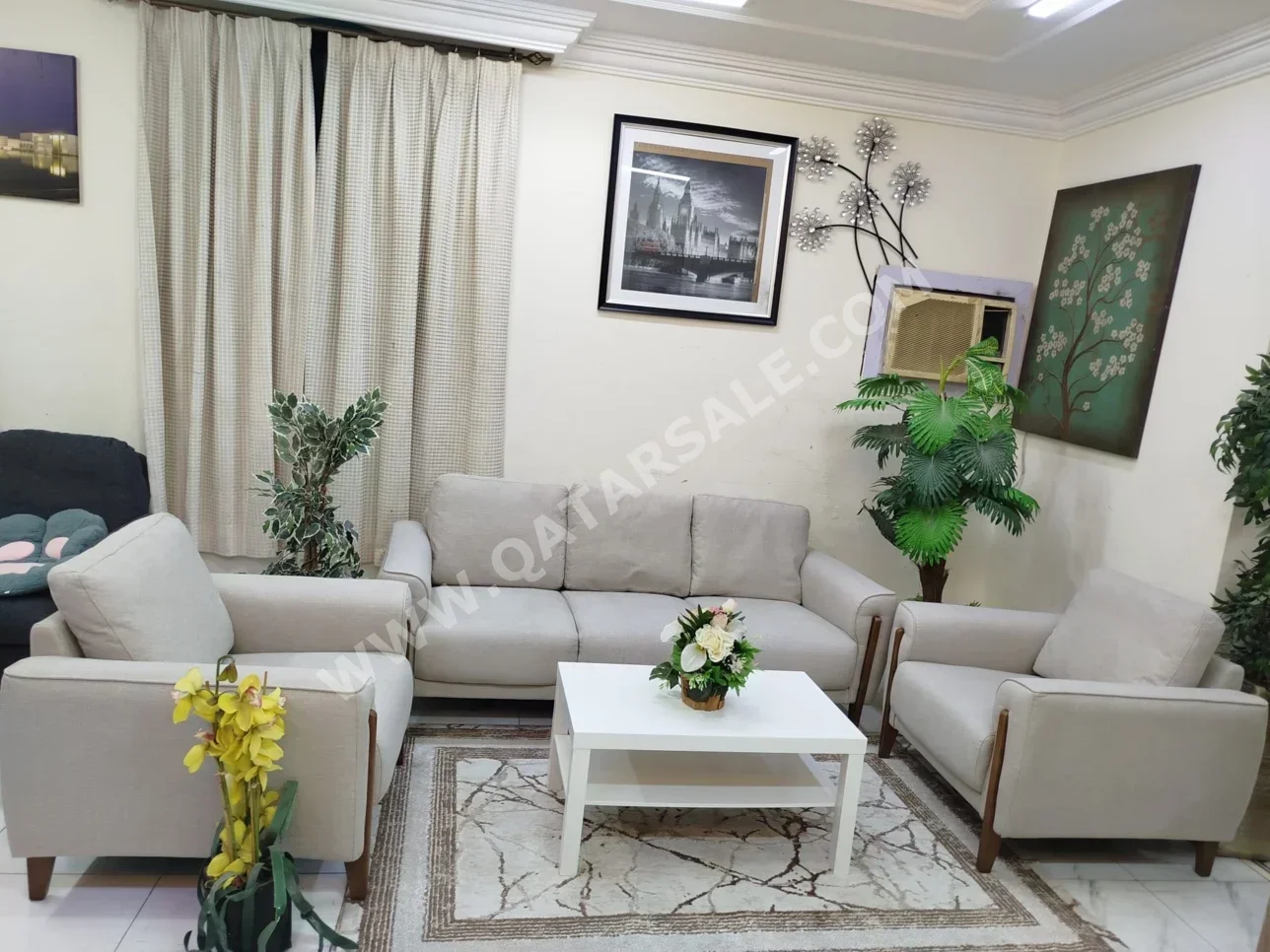 Sofas, Couches & Chairs