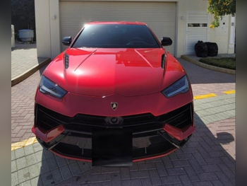 لمبرجيني  اوروس  اس  2024  اوتوماتيك  30,193 كم  8 سلندر  دفع كلي مستمر  اس يو في  أحمر  تحت الضمان