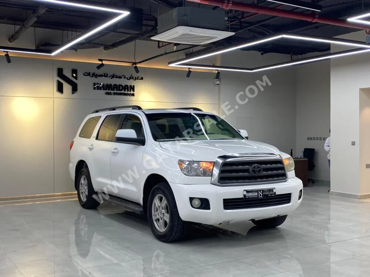 تويوتا سكويا اس ار 5 2015 اوتوماتيك 228,000 كم 8 سلندر دفع رباعي اس يو في أبيض