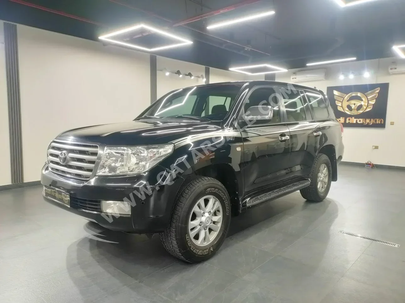 تويوتا  لاند كروزر  في اكس ار  2009  اوتوماتيك  426,000 كم  8 سلندر  دفع رباعي  اس يو في  أسود
