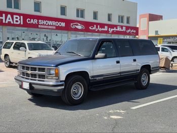 شفروليه  سوبربان  1998  اوتوماتيك  37,000 كم  8 سلندر  دفع رباعي  اس يو في  فضي و أسود