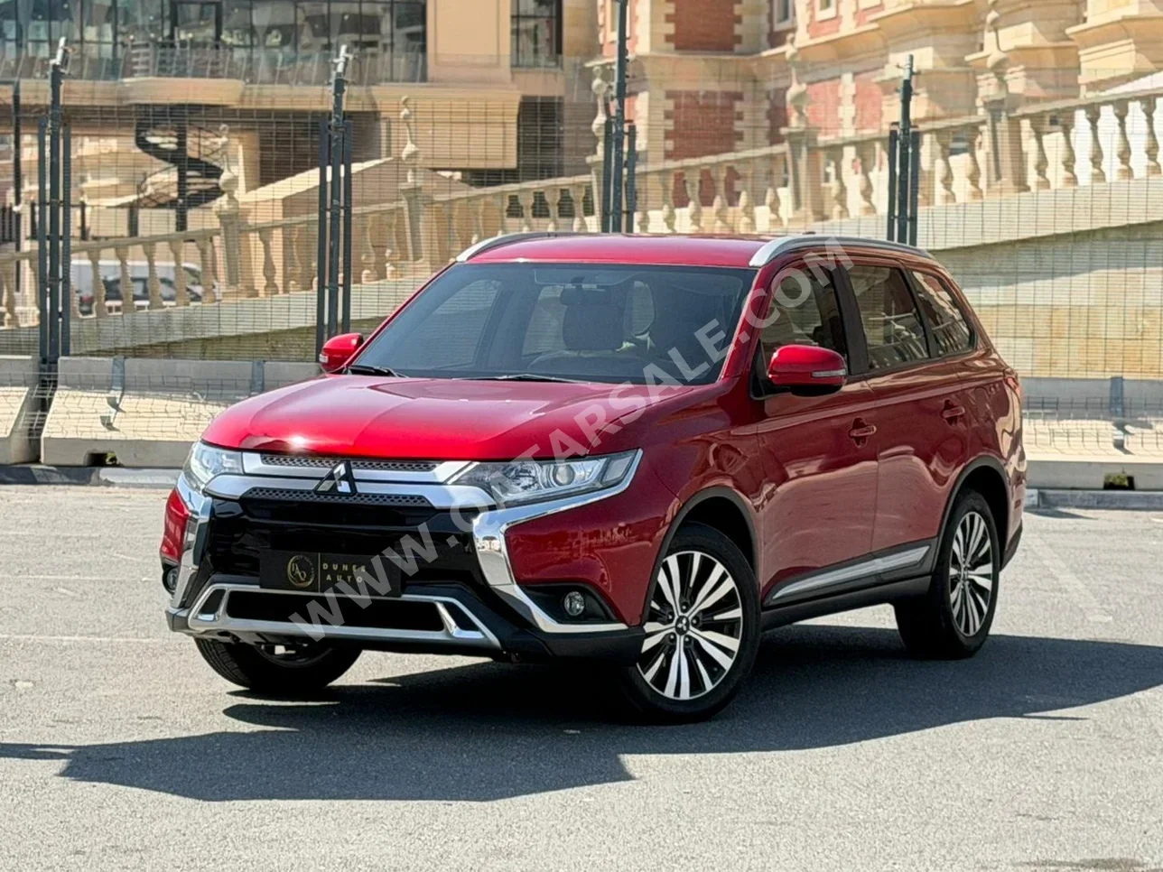 ميتسوبيشي أوت لاندر اتش ال 2020 اوتوماتيك 76,000 كم 4 سلندر دفع رباعي اس يو في أحمر غامق