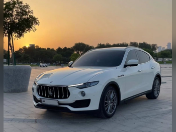 مزاراتي  ليفانت  اس كيو 4  2020  اوتوماتيك  65,000 كم  6 سلندر  دفع رباعي  اس يو في  أبيض