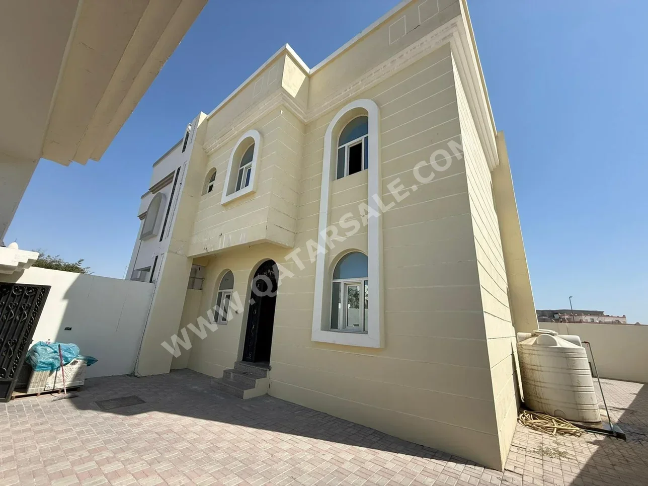 سكن عائلي  - غير مفروشة  - الريان  - معيذر  - 6 غرف نوم
