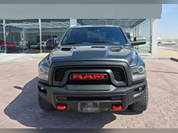 دودج  رام  ريبل  2016  اوتوماتيك  60,000 كم  8 سلندر  دفع رباعي  بيكب  رمادي