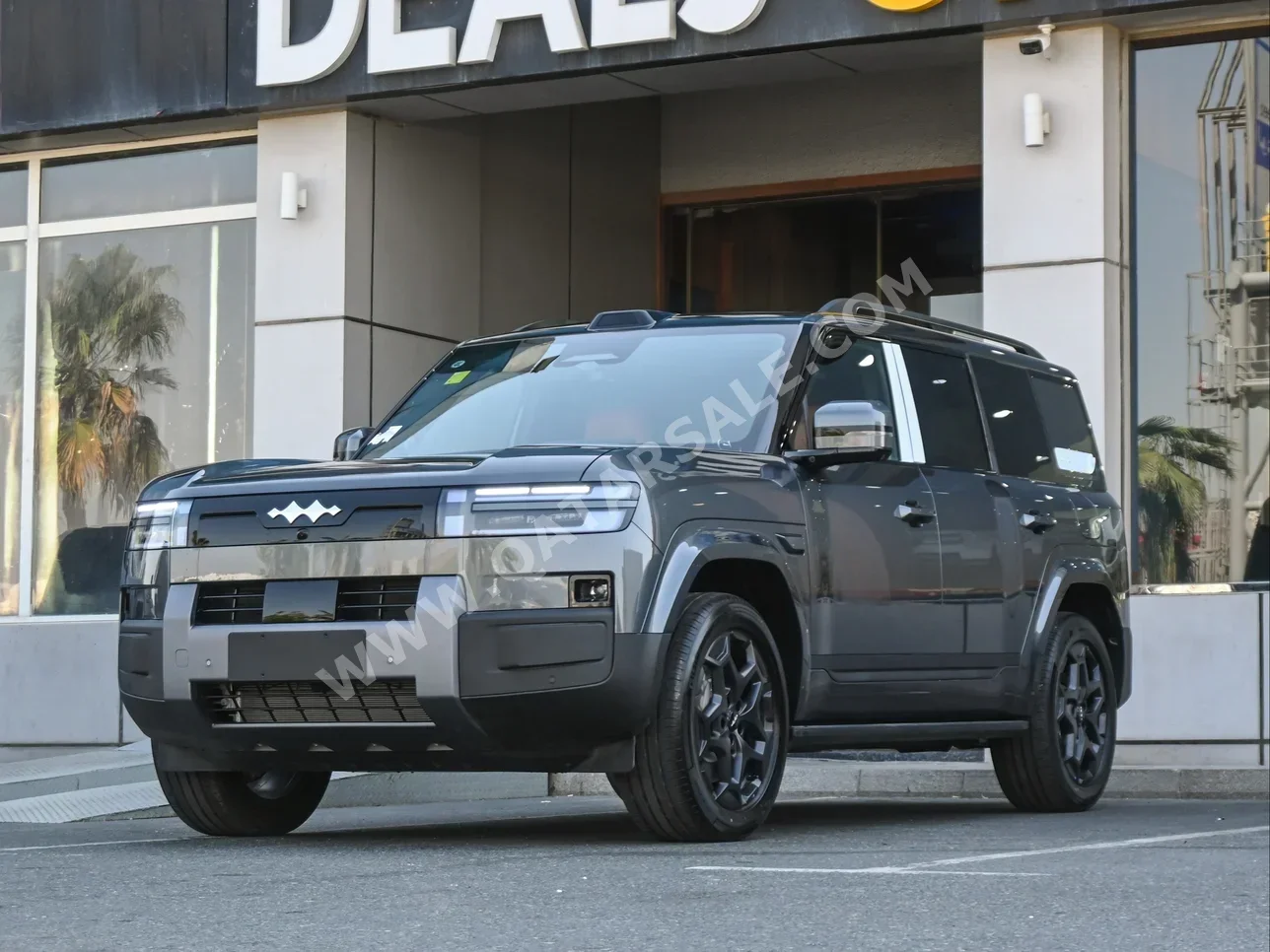 بي واي دي  ليوبارد 7  الترا  2025  اوتوماتيك  0 كم  4 سلندر  دفع رباعي  اس يو في  رمادي