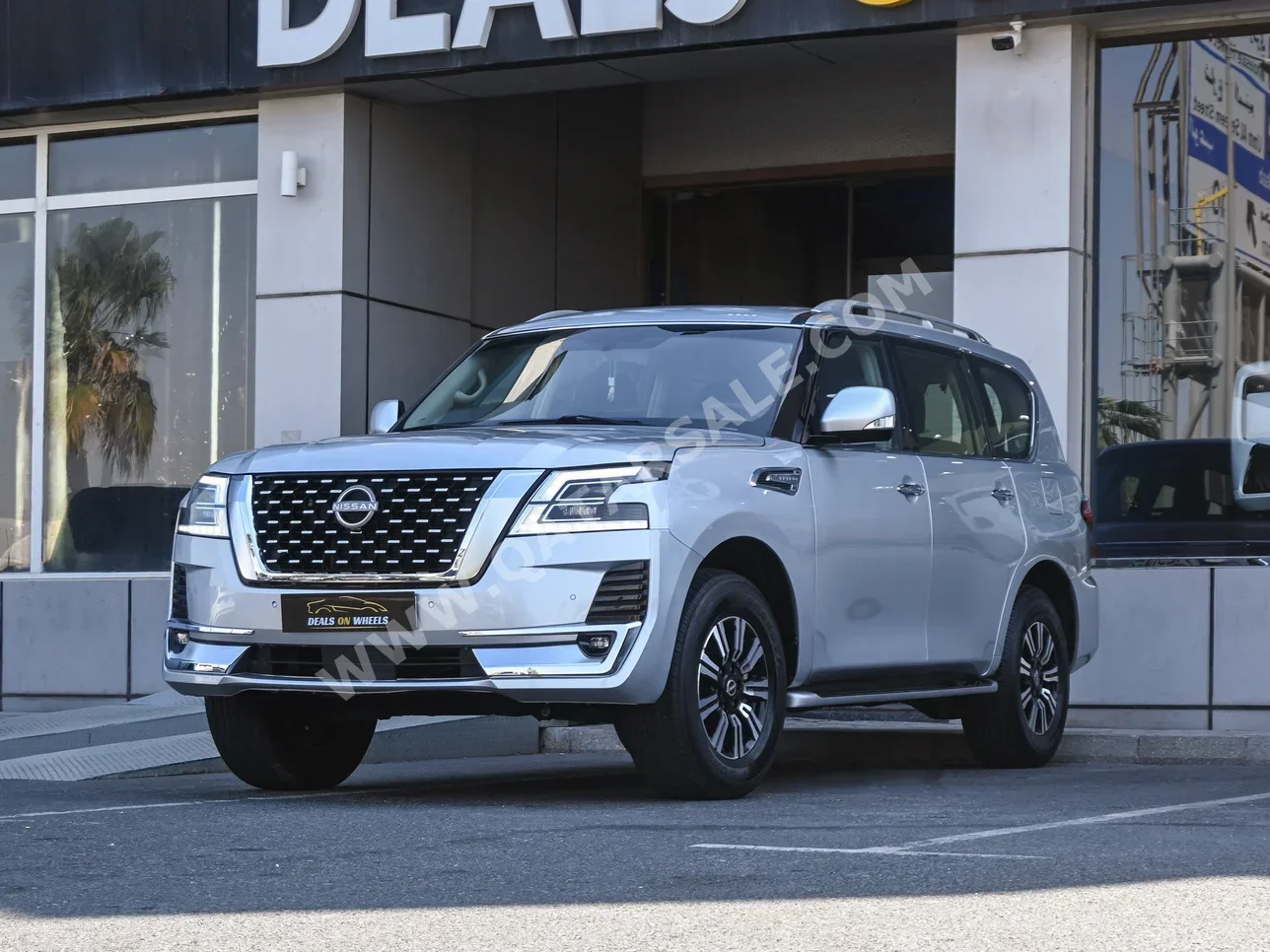 Nissan Patrol SE 2023 Automatic 23,000 Km 6 Cylinder Four Wheel Drive (4WD) SUV Silver