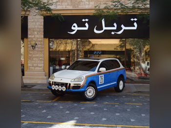 Porsche  Cayenne  2008  Automatic  135,350 Km  6 Cylinder  Four Wheel Drive (4WD)  SUV  Blue and White